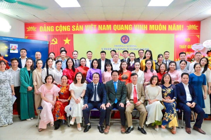 Tất Tần Tật về trường cao đẳng y dược và kinh tế công nghệ